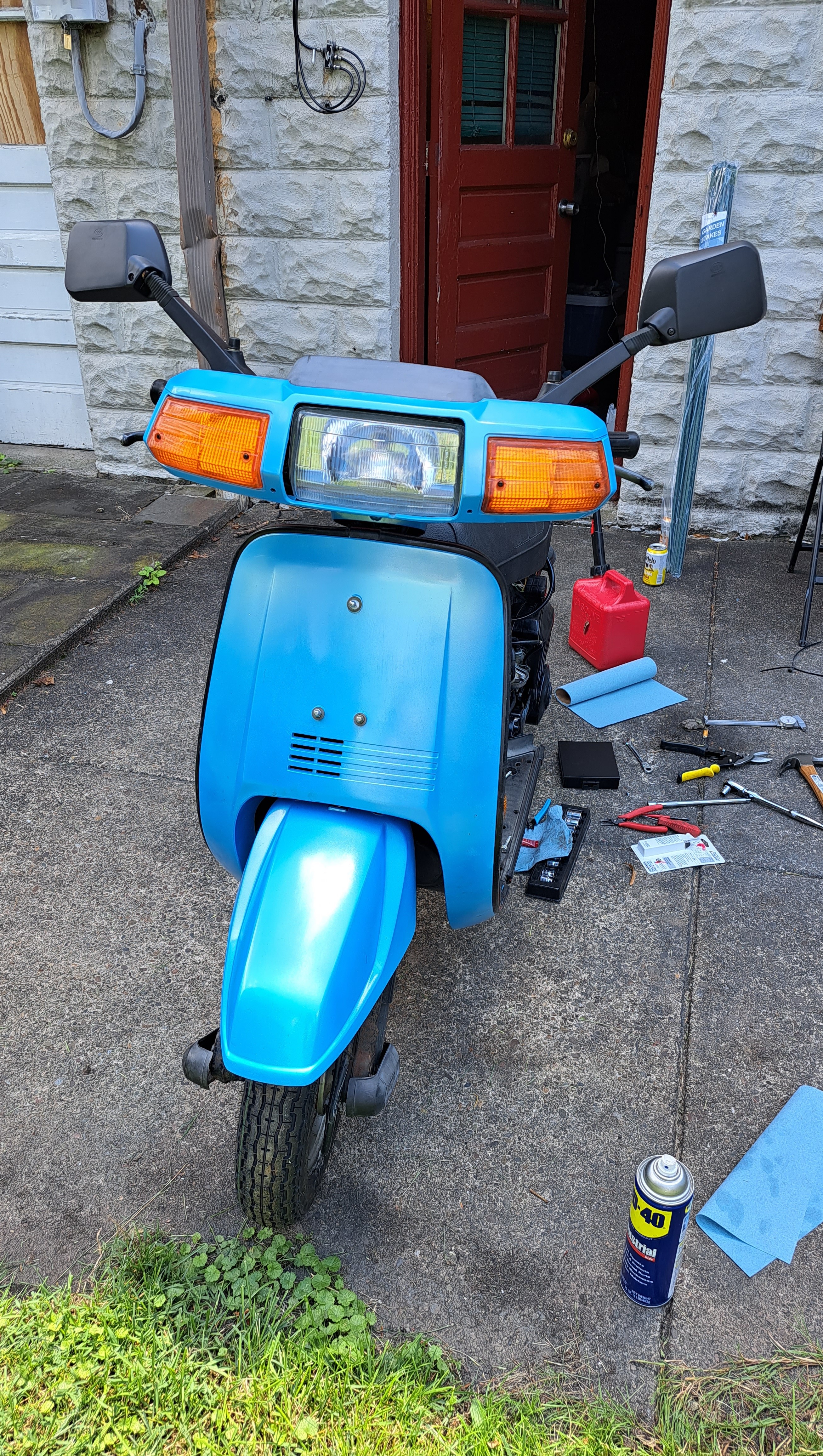 <b>Painted and assembled scooter</b>